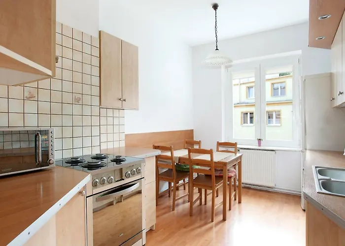 Astoria アパート *